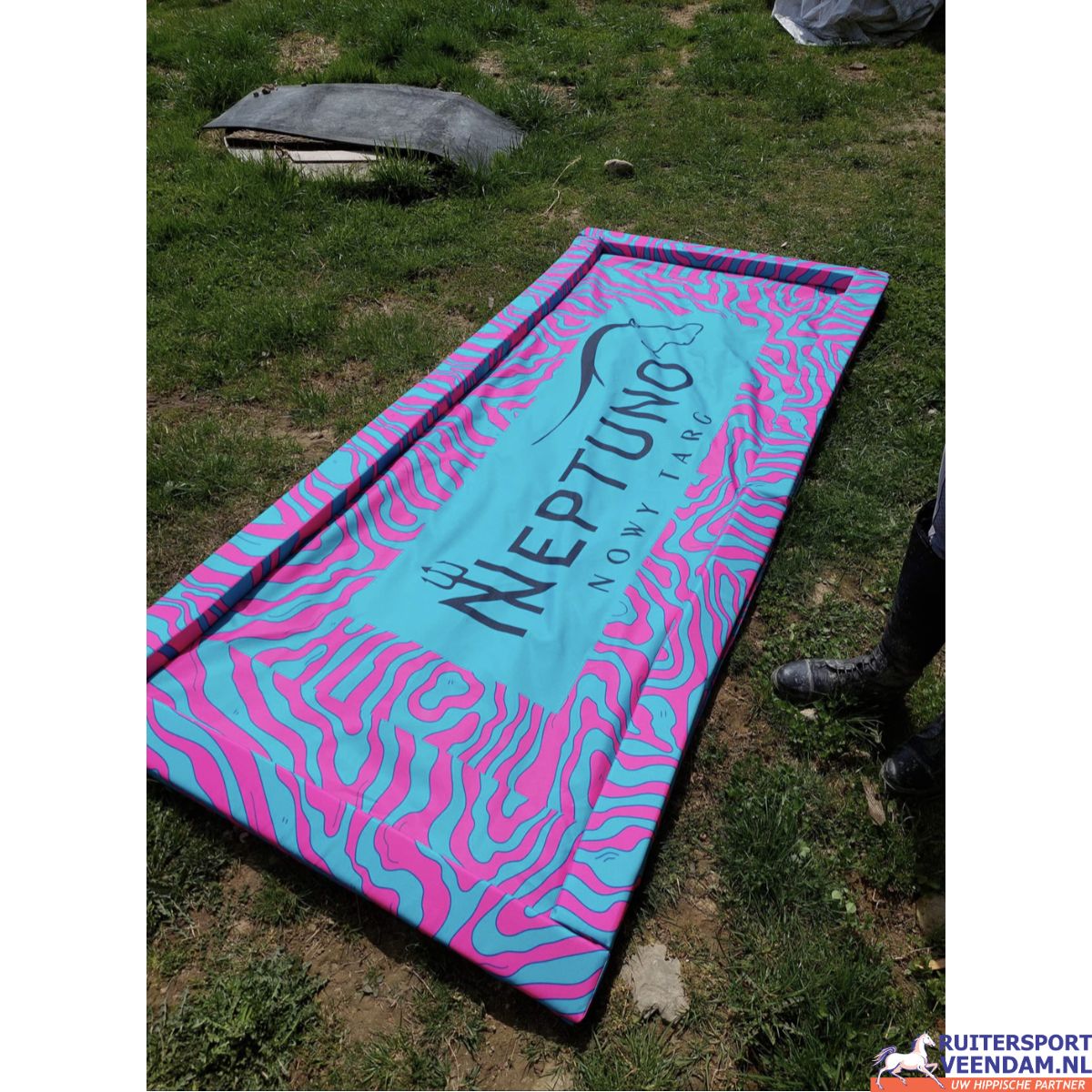 Horse Water Tray Foam Springsloot 4 Horse Water Tray Foam Springsloot